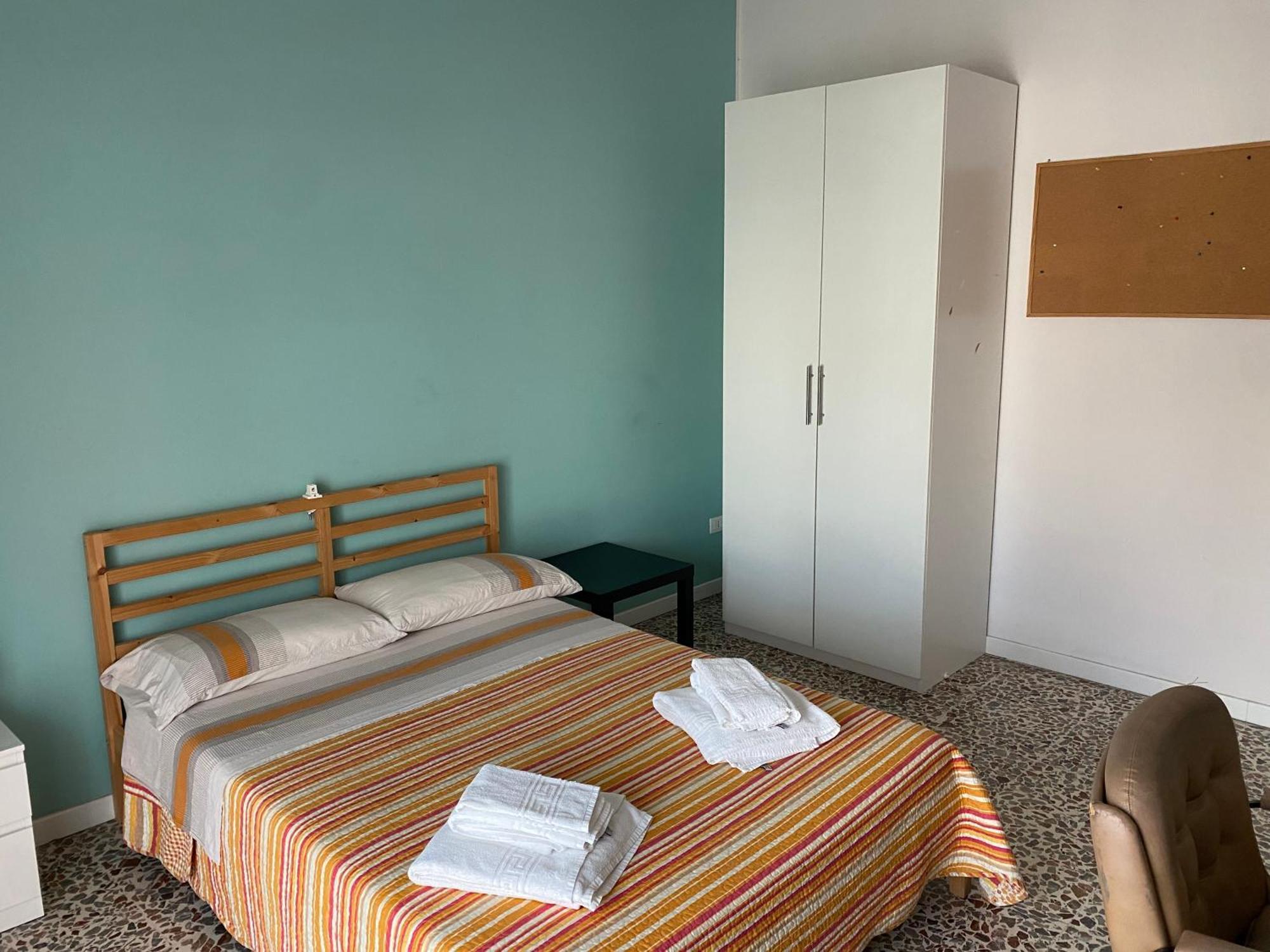 Giuffrida Apartment Rooms CTA Eksteriør billede